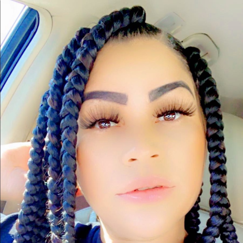 Meet your Posher, Breanne